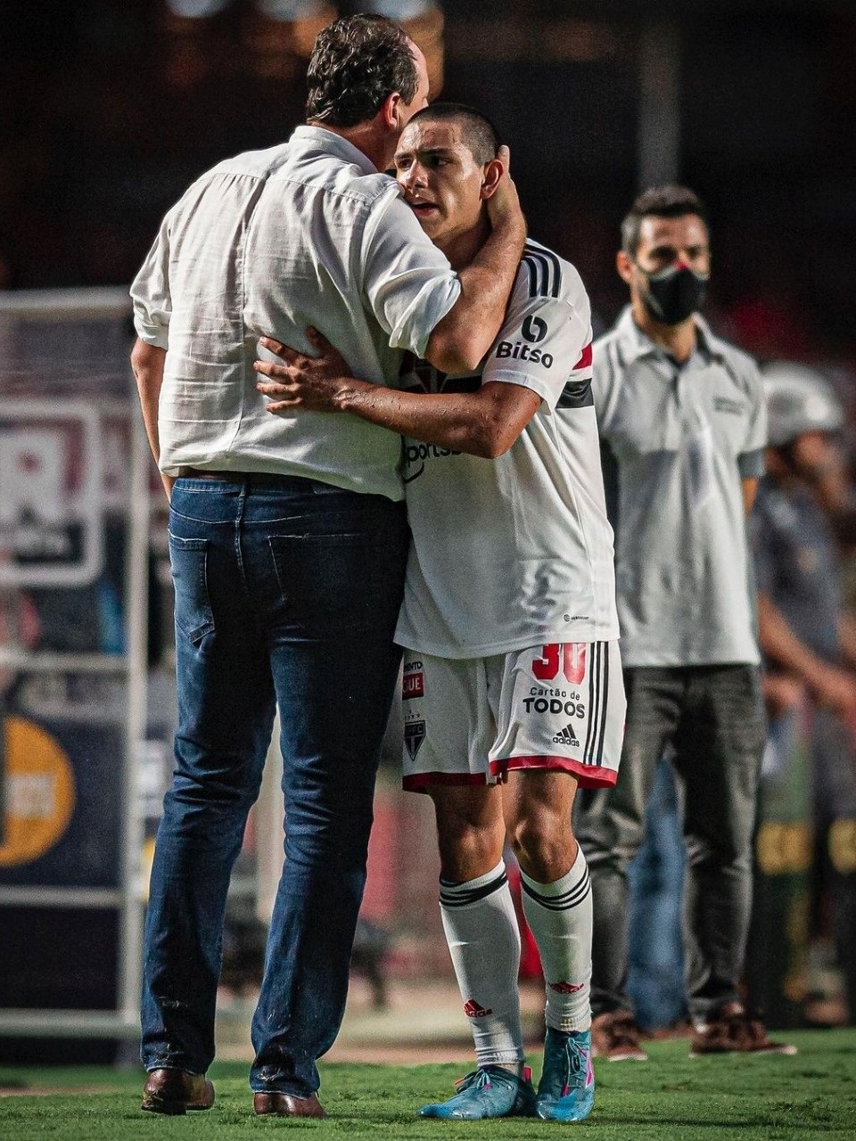 Rafael nega clima ruim entre Rogério Ceni e elenco do São Paulo