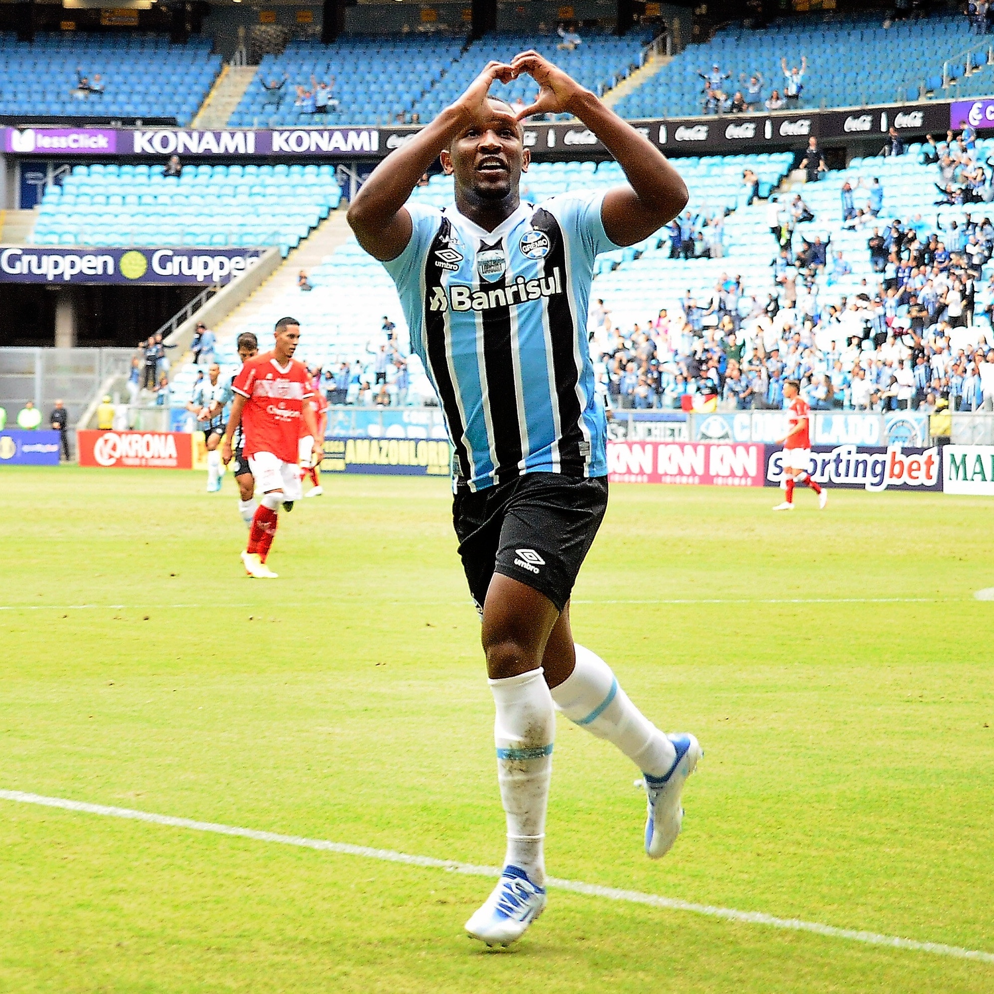 Confira os melhores momentos da vitória gremista na Série B