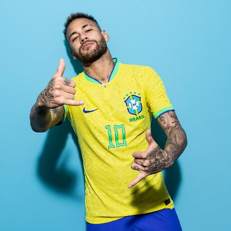 Neymar é camisa 10 da seleção brasileira e joga livre, assim como Messi - Buda Mendes/FIFA via Getty Images