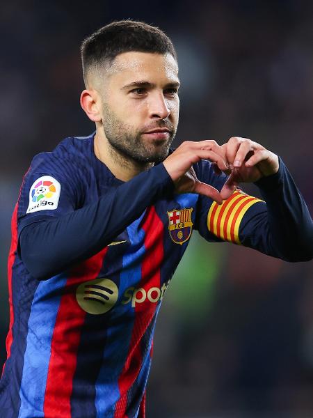 Jordi Alba, do Barcelona, comemora gol contra o Sevilla pelo Espanhol -  Eric Alonso/Getty Images