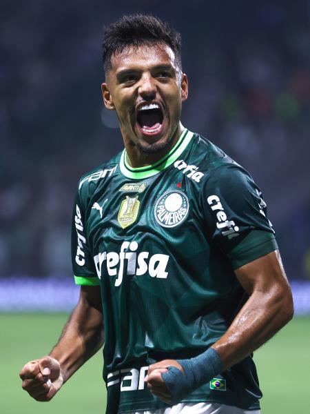 Gabriel Menino, do Palmeiras, celebra após marcar contra o Tombense, pela ida da 3ª fase da Copa do Brasil - Marcello Zambrana/AGIF