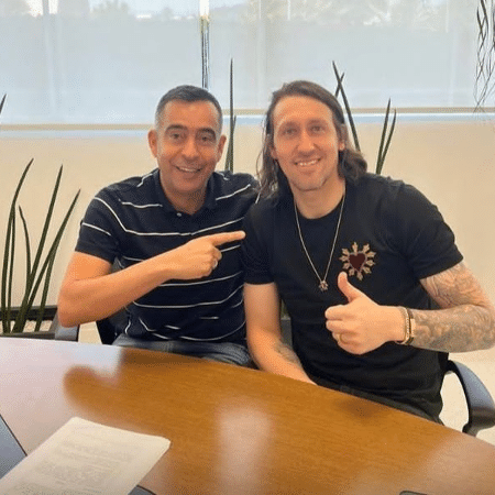 O empresário Carlos Leite e o goleiro Cássio, do Corinthians