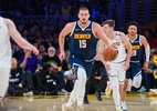 Jokic comanda vitória dos Nuggets sobre os Lakers na NBA; Spurs superam Warriors