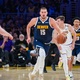 Jokic comanda vitória dos Nuggets sobre os Lakers na NBA; Spurs superam Warriors