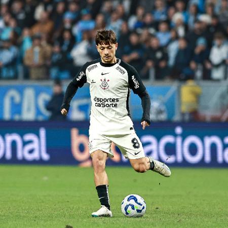 Rodrigo Garro atuou por mais de 90 minutos no empate do Corinthians com o Grêmio, em Porto Alegre