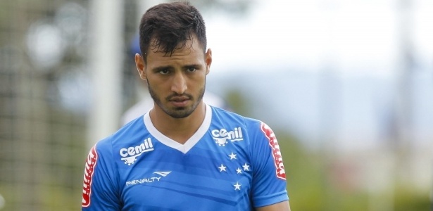 Sánchez Miño diz se sentir mais à vontade jogando pelas laterais do campo - Washington Alves/Light Press/Cruzeiro