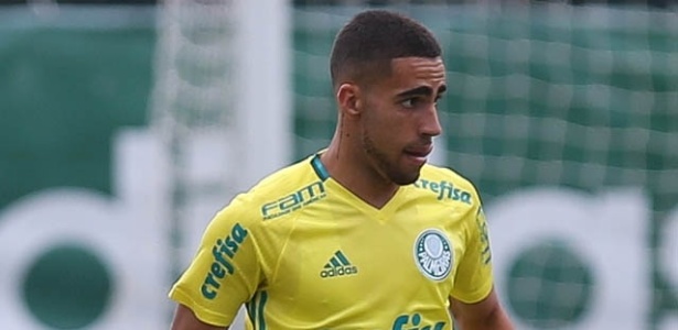 Gabriel quer voltar aos gramados o mais rápido possível por renovação com o Palmeiras - Cesar Greco/Ag Palmeiras