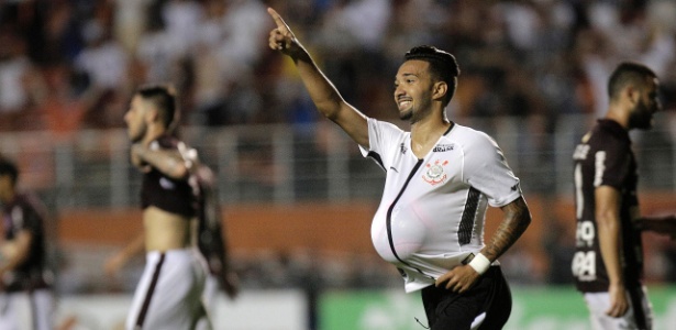 Clayson marcou o gol da vitória do Corinthians nesta quarta-feira à noite - Daniel Vorley/AGIF