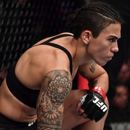 Jessica Bate-Estaca Andrade foi derrotada neste sábado - Brandon Magnus/Zuffa LLC/Zuffa LLC