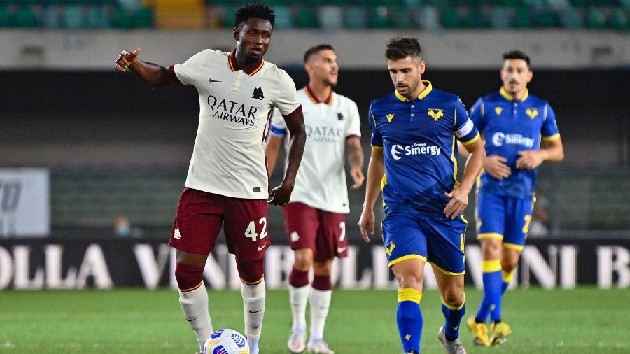 Amadou Diawara, durante partida entre Roma e Hellas Verona, pelo Campeonato Italiano; derrota decretada - Alberto PIZZOLI / AFP