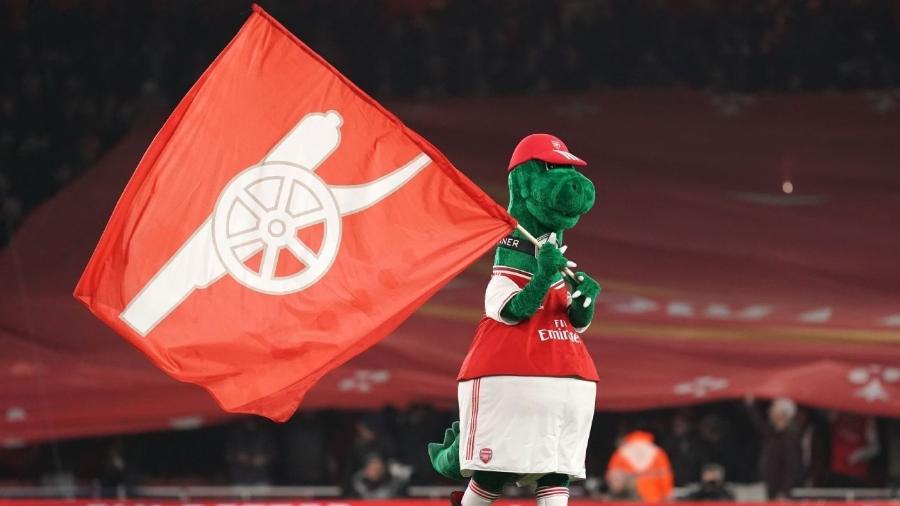 Arsenal demitiu o intérprete do Gunnersaurus Rex para enxugar as contas - Reprodução