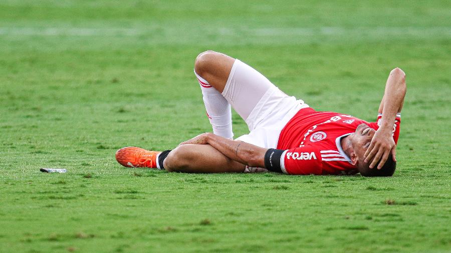 Thiago Galhardo está fora em razão de uma lesão na panturrilha, mas perto de retorno - Fernando Alves/AGIF