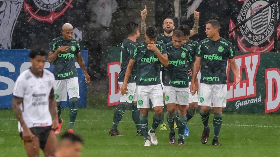 Lucas Lima comemora gol do Palmeiras no clássico contra o Corinthians, pelo Campeonato Paulista - Marcello Zambrana/AGIF