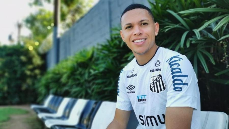 Marcos Guilherme é anunciado como reforço do Santos - Ivan Storti/ Santos FC