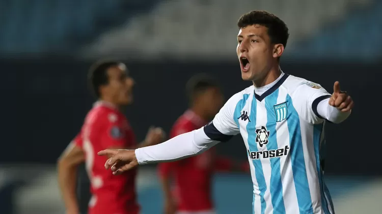 Tomás Chancalay, atacante do Racing, em ação pela Copa Libertadores  - Agustin Marcarian - Pool/Getty Images - Agustin Marcarian - Pool/Getty Images