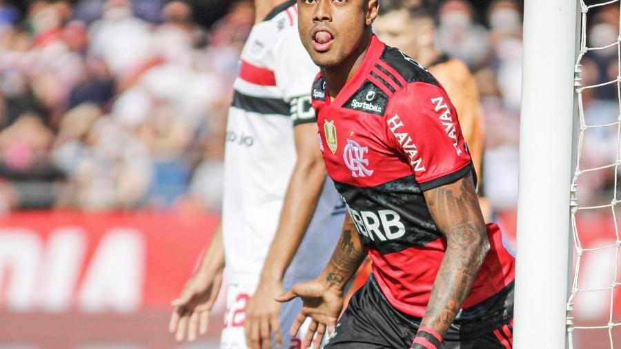 Bruno Henrique comemora gol marcado pelo Flamengo contra o São Paulo - Guilherme Drovas/AGIF