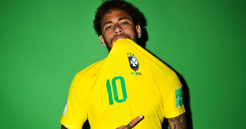 2018 - Neymar posa para a Copa da Rússia