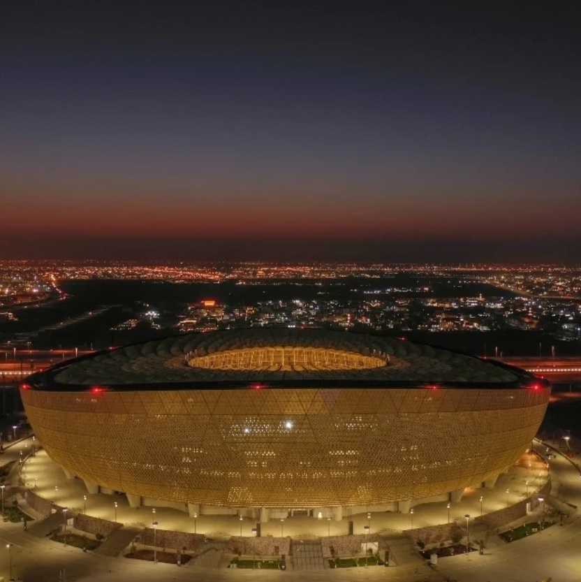 Fachada dourada marca estádio da final da Copa do Mundo do Catar