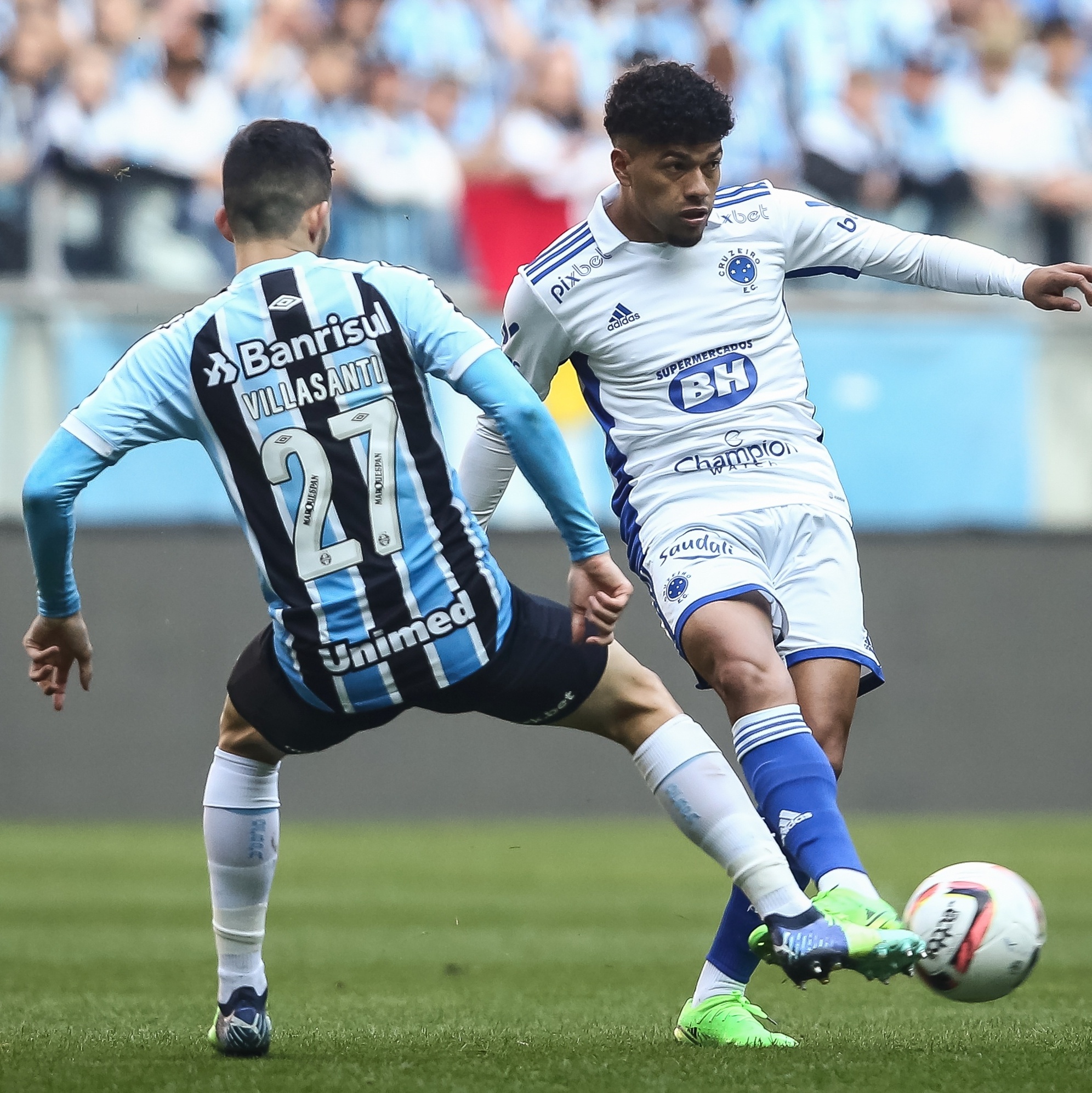 BOLA EM JOGO: Inter volta a ficar ameaçado; Grêmio sai dos trilhos de vez