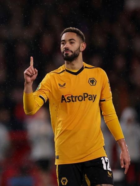 Matheus Cunha em ação pelo Wolverhampton durante a Copa da Liga Inglesa -  Paul Greenwood - CameraSport via Getty Images