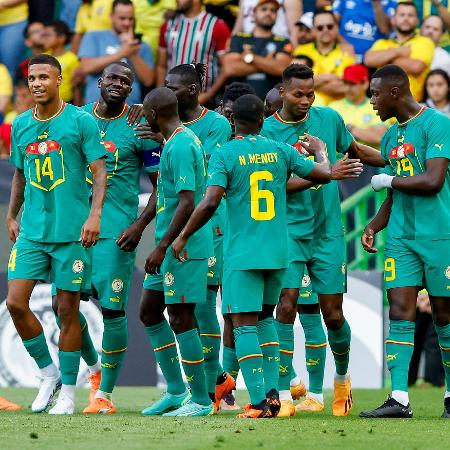 Em jogo com seis gols, Brasil perde para Senegal no último