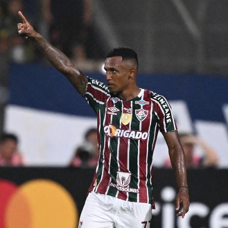 Marquinhos, do Fluminense, comemora seu gol contra o Alianza Lima, pela Libertadores
