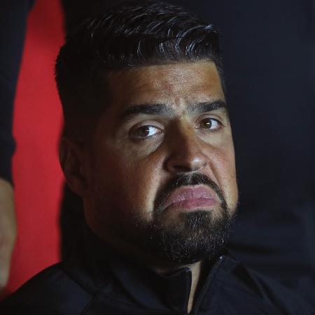 António Oliveira, técnico do Corinthians, durante jogo contra o Argentinos Juniors