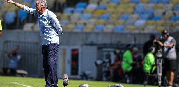 Tite critica jogo às 11h no Rio e reconhece problemas do Flamengo
