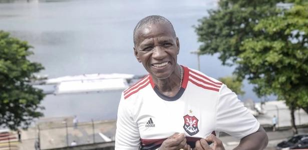 Velório de Adílio será realizado na terça-feira no ginásio da Gávea.
