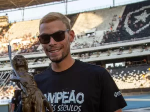 O que faz medalhista olímpico pela Itália se doar pelo Botafogo no Estadual