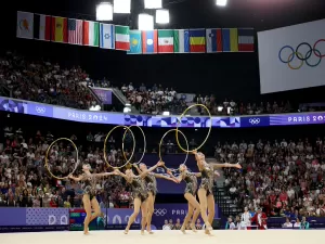 China conquista 1º ouro olímpico de sua história na ginástica rítmica