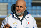 Com vaga na Copa do Mundo ameaçada, Spalletti anuncia sua demissão da Itália