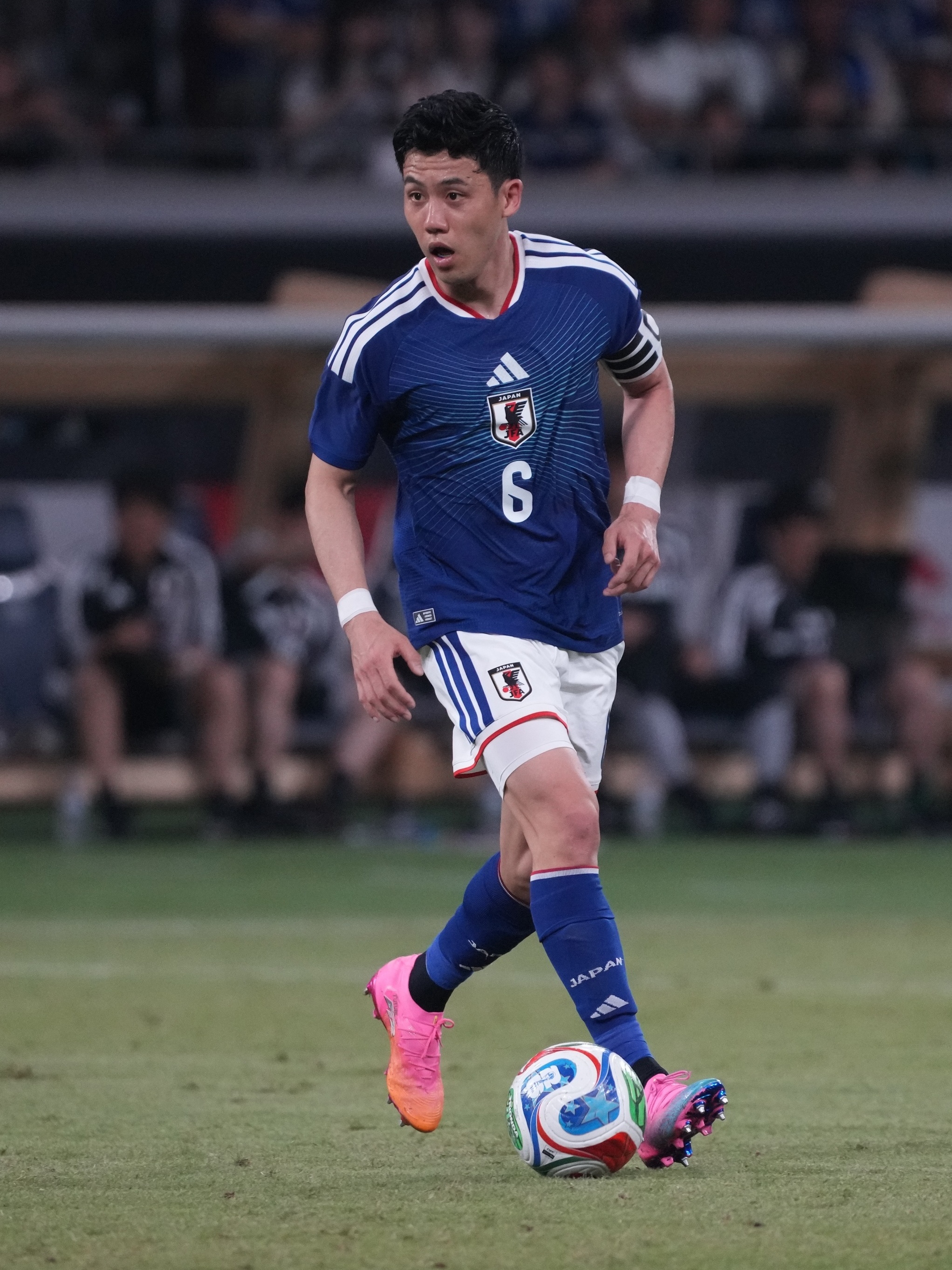 Endo deixa seleção do Japão por lesão; Machino é convocado