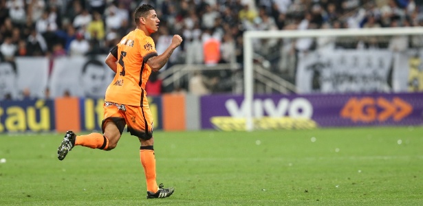 Ralf definiu permanência no Corinthians por mais duas temporadas - Julia Chequer/Folhapress