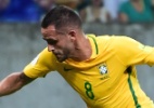 Renato Augusto lamenta empate: "Achei que tínhamos o jogo na mão" - CHRISTOPHE SIMON/AFP