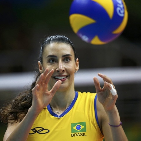 Sheilla se despediu da seleção no Rio de Janeiro - REUTERS/Marcelo Del Pozo