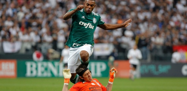 Boa temporada do Palmeiras vem sofrendo baques por derrotas para o Corinthians - Daniel Vorley/AGIF