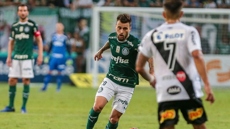 Lucas Lima do Palmeiras durante partida contra o Ponte Preta - Ale Cabral/AGIF - Ale Cabral/AGIF