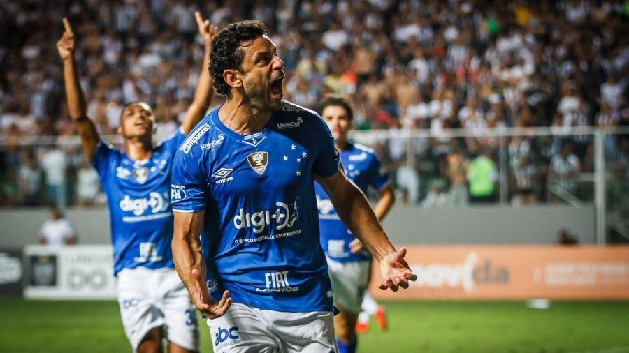 Campeão mineiro, Fred comemora gol do Cruzeiro sobre o Atlético-MG - divulgação/Cruzeiro
