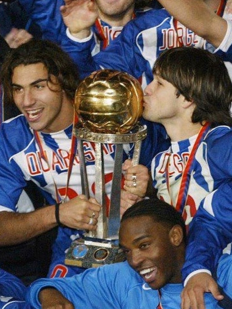 Quem foi campeão do mundo em 2004?