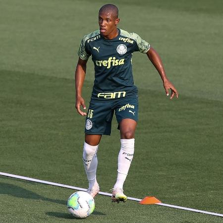 Danilo, durante treino do Palmeiras na Academia de Futebol - Cesar Greco