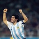 Diego Maradona comemora gol contra a Rússia na Copa do Mundo de 1990 - Getty Images/Hulton Archive
