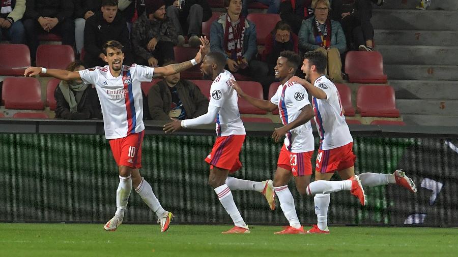Lucas Paquetá comemora gol do Lyon na vitória contra o Sparta Praga, pela Liga Europa - AFP