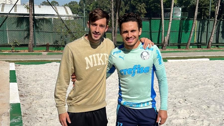 Raphael Veiga registra visita de Matías Viña à Academia de Futebol do Palmeiras - Reprodução/Instagram