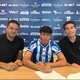 Atacante Elvis assina primeiro contrato profissional com o CSA