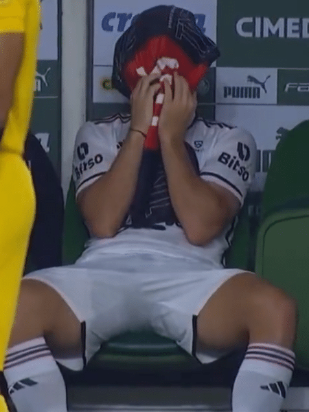 Galoppo chora no banco de reservas do São Paulo - Reprodução