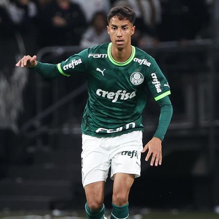 Vitor Reis, zagueiro do Palmeiras