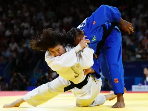 Judô: Rafaela Silva perde para atual campeã mundial e vai disputar o bronze
