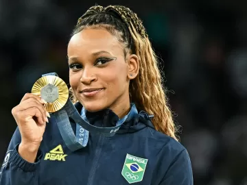 Rebeca no topo! Veja lista atualizada dos maiores medalhistas do Brasil