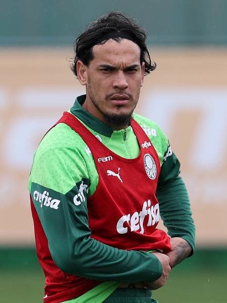 Gustavo Gómez durante treino do Palmeiras desta quinta-feira (7) na Academia de Futebol